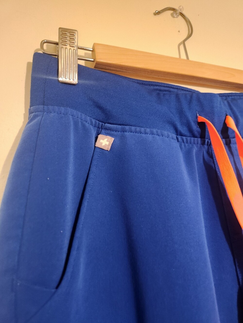 FIGS | Women’s Blue Zamora Hospital Medical Scrub Pants or Joggers (Size Small) - Picture 5 of 14